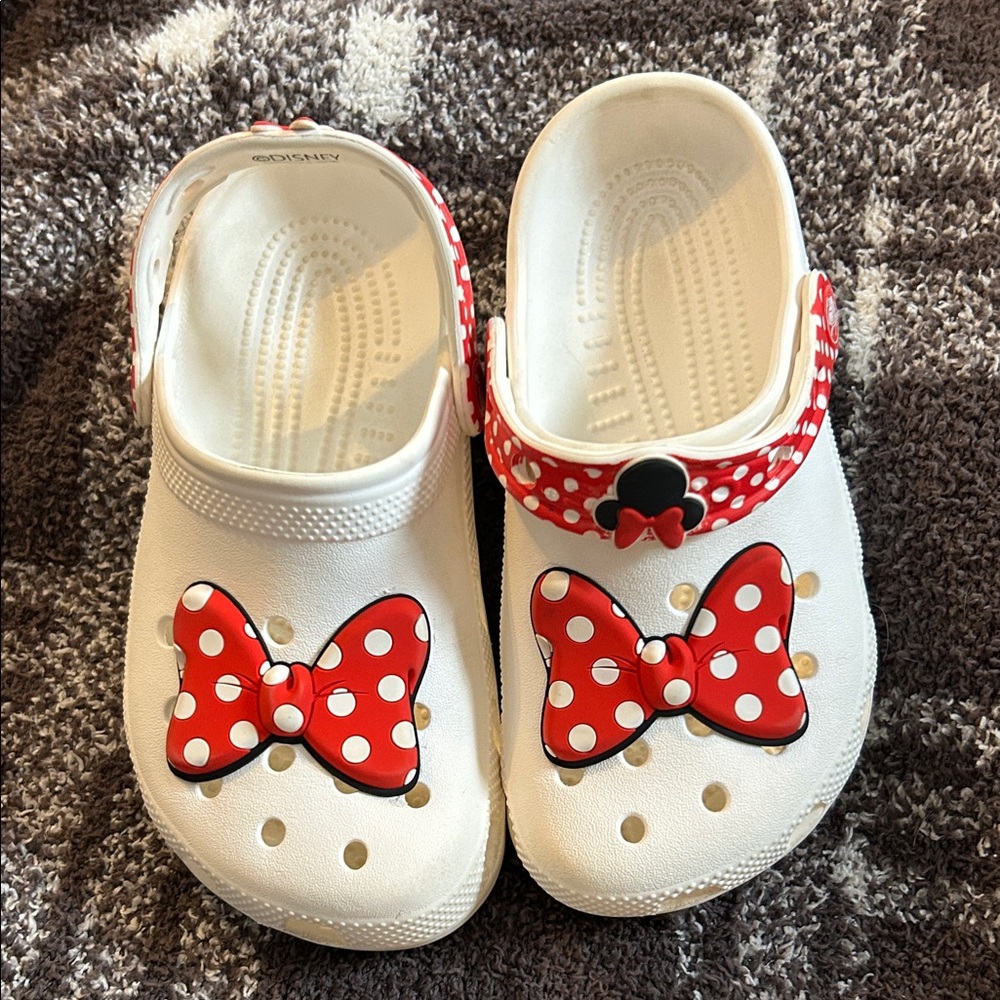 CROCS x Disney Minnie Mouse White and Red Polka Dot Bow